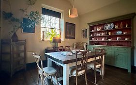 The Stable Yard House At Burtown House & Gardens
